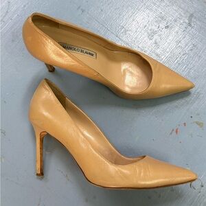 Manolo Blahnik Beige Heels